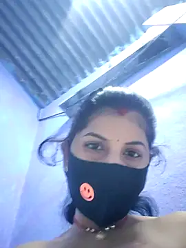 Snapshot of RUHI_1143 chatting on 6, 7, 2026 RUHI 1143 online show from 6, 7, 2026