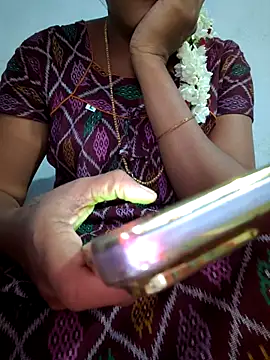 Tamil Hot HoneyBee online show from 7, 7, 2026
