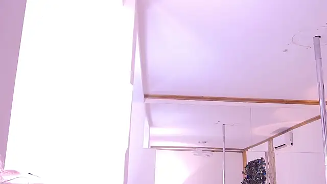 CherryMuse  online show from 18, 5, 2026