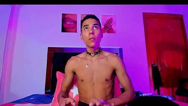 ThiagoSexy005 online show from 2, 6, 2026