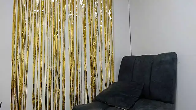 BlondeNatalia online show from 16, 7, 2026