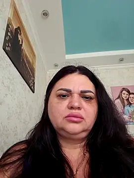 -CUTE-EVVIL- online show from 18, 5, 2026