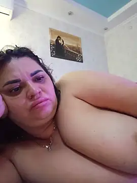 -CUTE-EVVIL- online show from 8, 7, 2026