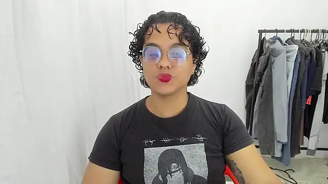 Diane exotic online show from 8, 5, 2026