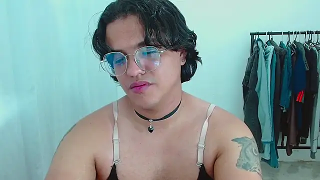 Diane exotic online show from 27, 5, 2026
