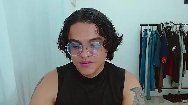 Diane exotic online show from 9, 6, 2026
