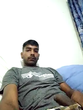 Joeyy2334 online show from 27, 4, 2026