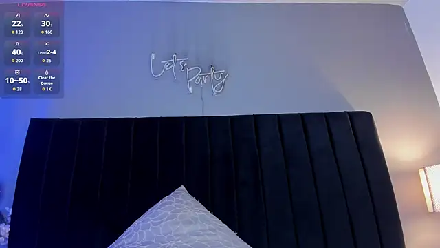 isaxcurves online show from 28, 7, 2026