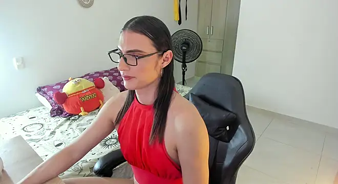  shantallskinny  online show from 22, 5, 2026