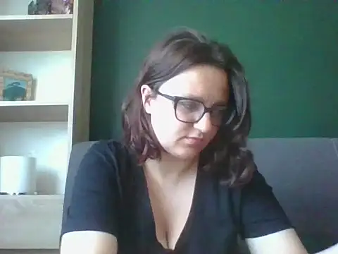 sensual paris online show from 28, 5, 2026