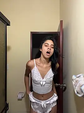 mia moonna online show from 21, 5, 2026