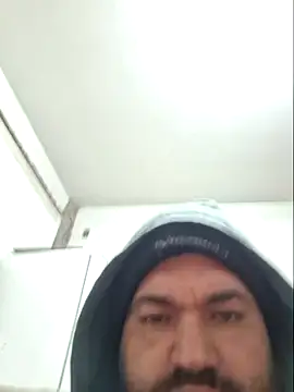 Snapshot of comeraba chatting on 13, 5, 2026 comeraba online show from 13, 5, 2026