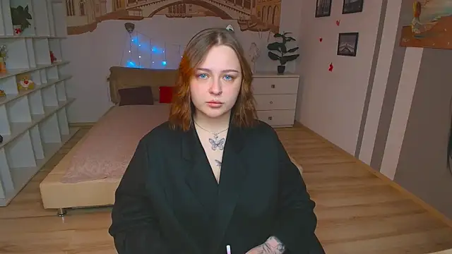 RosalinKirsten online show from 4, 5, 2026