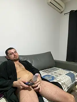 Snapshot of vitor_souz chatting on 18, 5, 2026 vitor souz online show from 18, 5, 2026