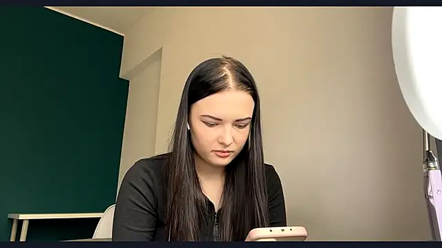 AmbientInvalid online show from 28, 4, 2026