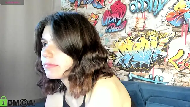 Kira Be11 online show from 11, 6, 2026
