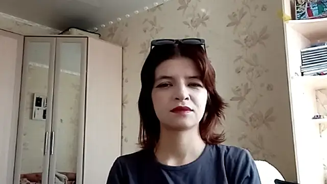 LowkeyIndigo online show from 8, 5, 2026