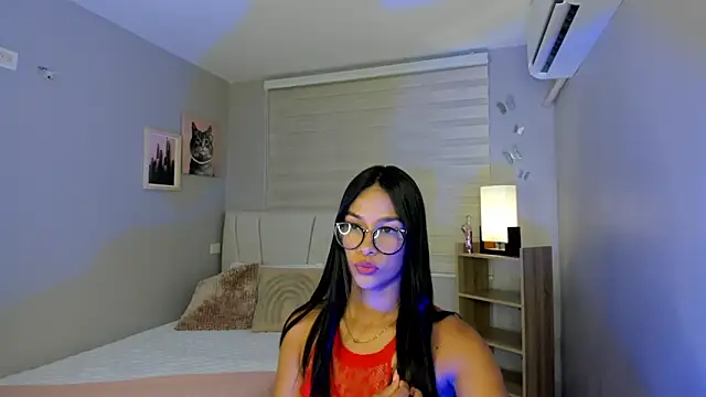lina phoxy online show from 11, 5, 2026