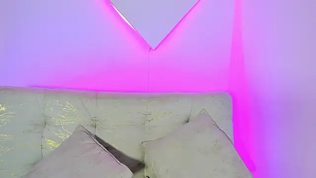 Snapshot of LiaCampbell_ chatting on 7, 7, 2026 LiaCampbell online show from 7, 7, 2026