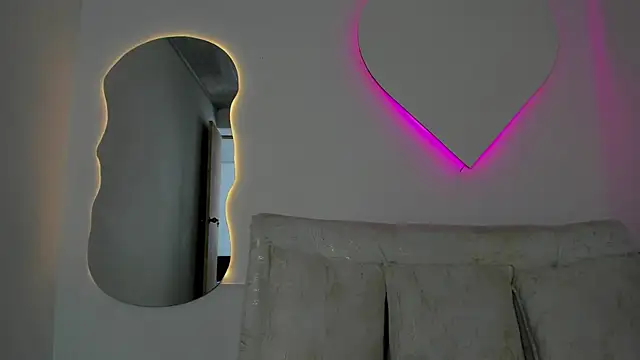 Snapshot of LiaCampbell_ chatting on 17, 7, 2026 LiaCampbell online show from 17, 7, 2026