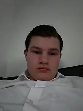 19teenoldboy online show from 28, 4, 2026