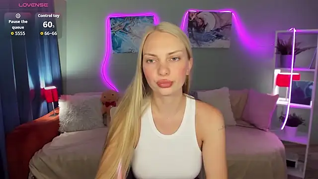 Snapshot of NancyGlamour chatting on 15, 6, 2026 NancyGlamour online show from 15, 6, 2026