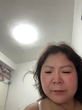 Snapshot of linda51863 chatting on 25, 5, 2026 linda51863 online show from 25, 5, 2026