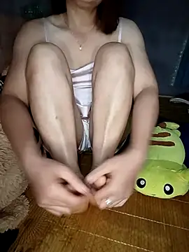 Hazel Nova online show from 5, 5, 2026