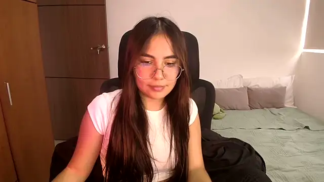 abbyyandmaxx online show from 9, 6, 2026