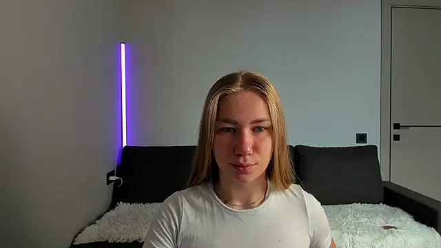 AnnaAlexArti online show from 10, 7, 2026