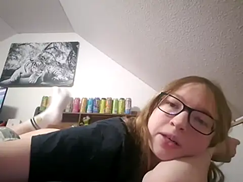 Freaky-Doll online show from 8, 5, 2026