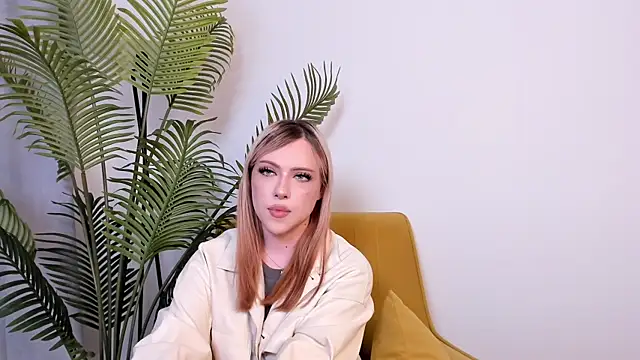 AshleyChristal online show from 4, 5, 2026
