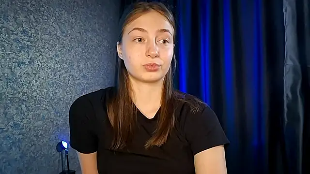 CarinaDespino online show from 2, 5, 2026