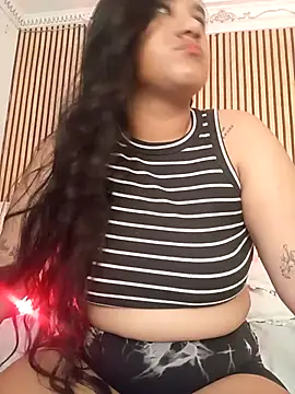 NATY BUSTOS online show from 10, 5, 2026