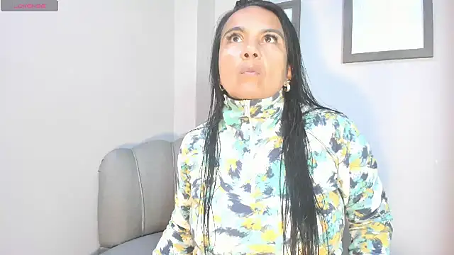 Roxanna moore online show from 23, 5, 2026