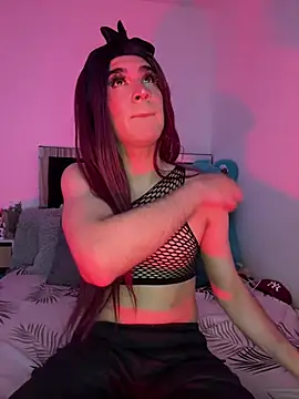 AdelaBeckers  online show from 5, 5, 2026