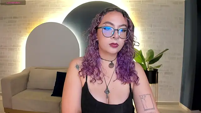 LoiseHarper online show from 8, 5, 2026