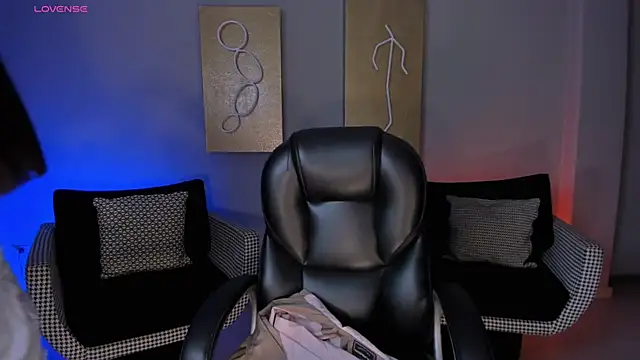 BellaStormX online show from 4, 6, 2026