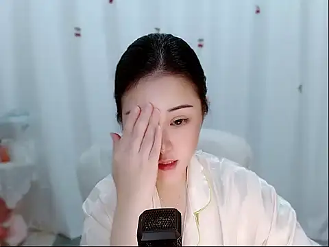 Amy-cnbaby online show from 18, 5, 2026