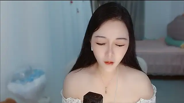 Amy-cnbaby online show from 6, 8, 2026
