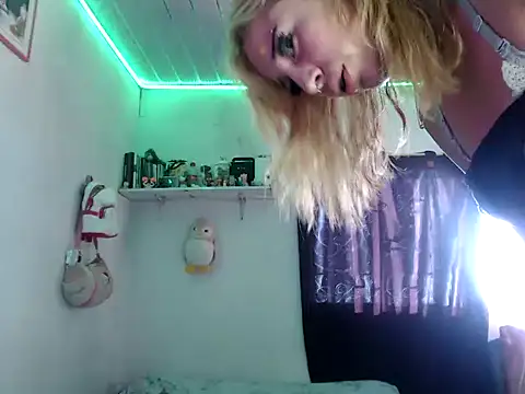 bunnyfoxxd online show from 20, 6, 2026