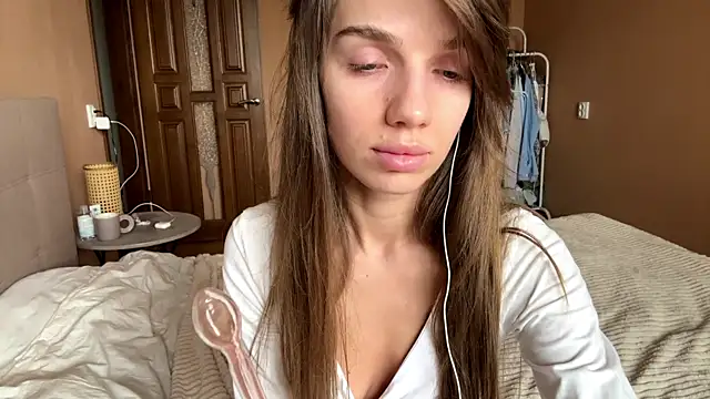 TrishIsaac online show from 21, 5, 2026