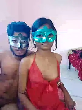 Snapshot of husband_wife_12 chatting on 28, 5, 2026 husband wife 12 online show from 28, 5, 2026