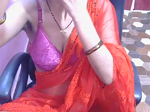 Snapshot of wild_minakshi chatting on 7, 7, 2026 wild minakshi online show from 7, 7, 2026