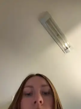 daisycollins online show from 3, 6, 2026