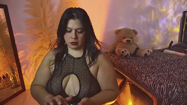 Snapshot of Martina_Foxy01 chatting on 10, 7, 2026 Martina Foxy01 online show from 10, 7, 2026