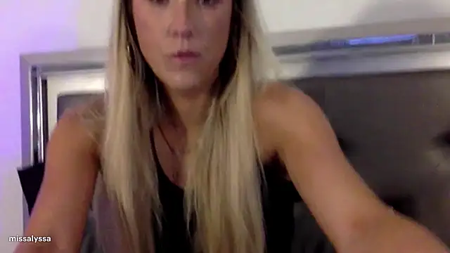Snapshot of Misss_alyssaaa chatting on 18, 6, 2026 Misss alyssaaa online show from 18, 6, 2026
