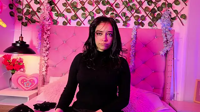 Kira-Yuzu online show from 8, 6, 2026