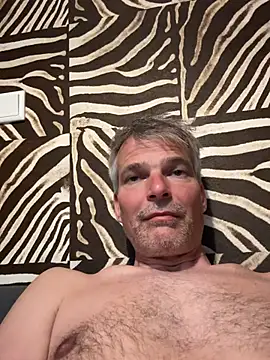 Snapshot of Thor-82 chatting on 7, 5, 2026 Thor-82 online show from 7, 5, 2026