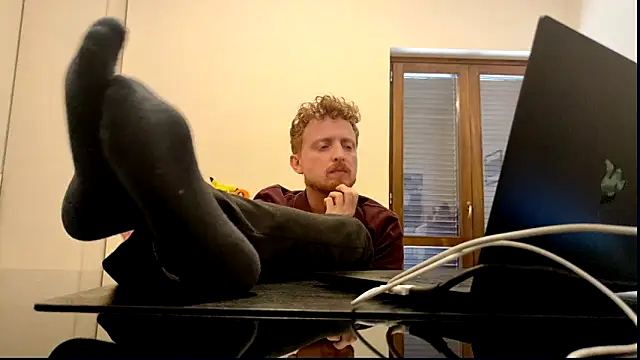 Red dragon94 online show from 19, 5, 2026